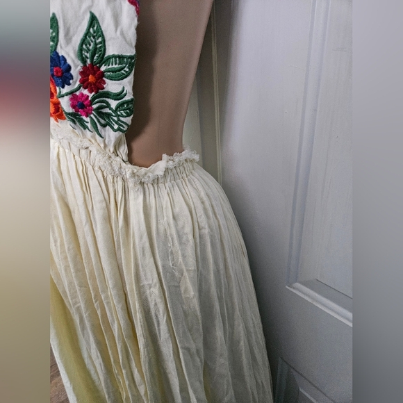 Raga Isabella Embroidered Pale Yellow Maxi Dress - Picture 5 of 8